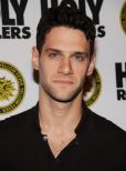 Justin Bartha