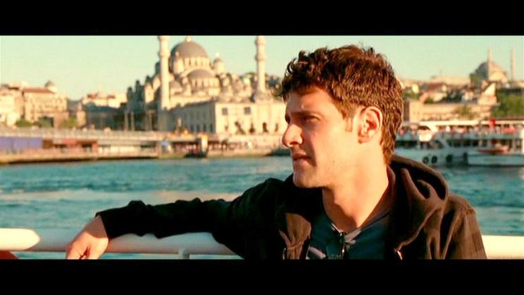 Justin Bartha