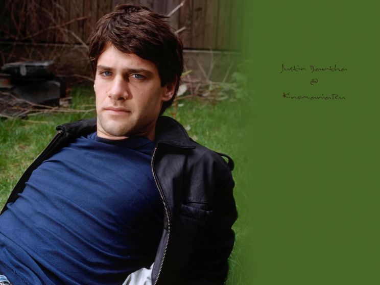 Justin Bartha