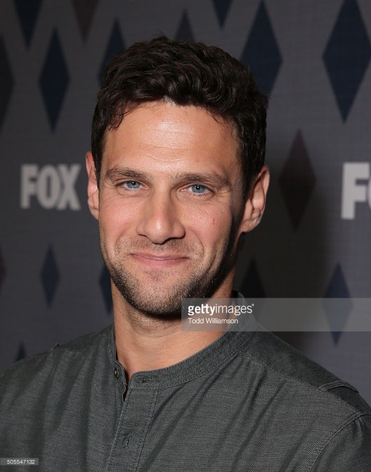 Justin Bartha
