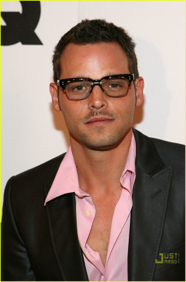 Justin Chambers