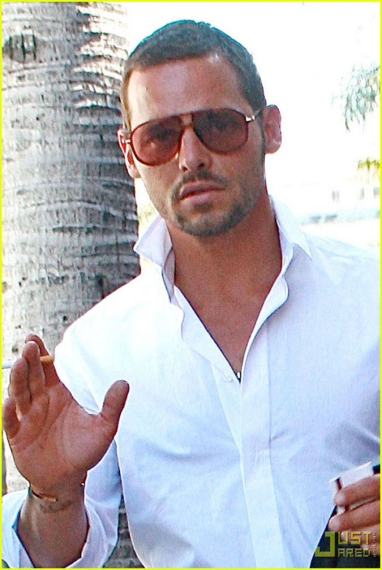 Justin Chambers
