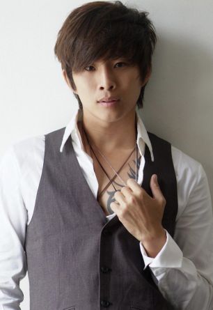 Justin Chon