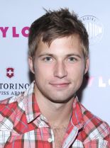 Justin Deeley #685651 picture (Portrait Medium)