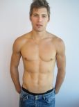 Justin Deeley