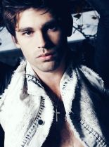 Justin Gaston