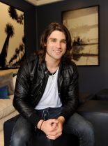 Justin Gaston