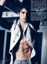 Justin Gaston