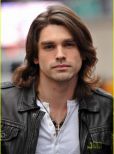 Justin Gaston