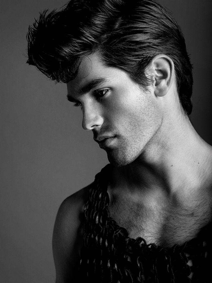 Justin Gaston