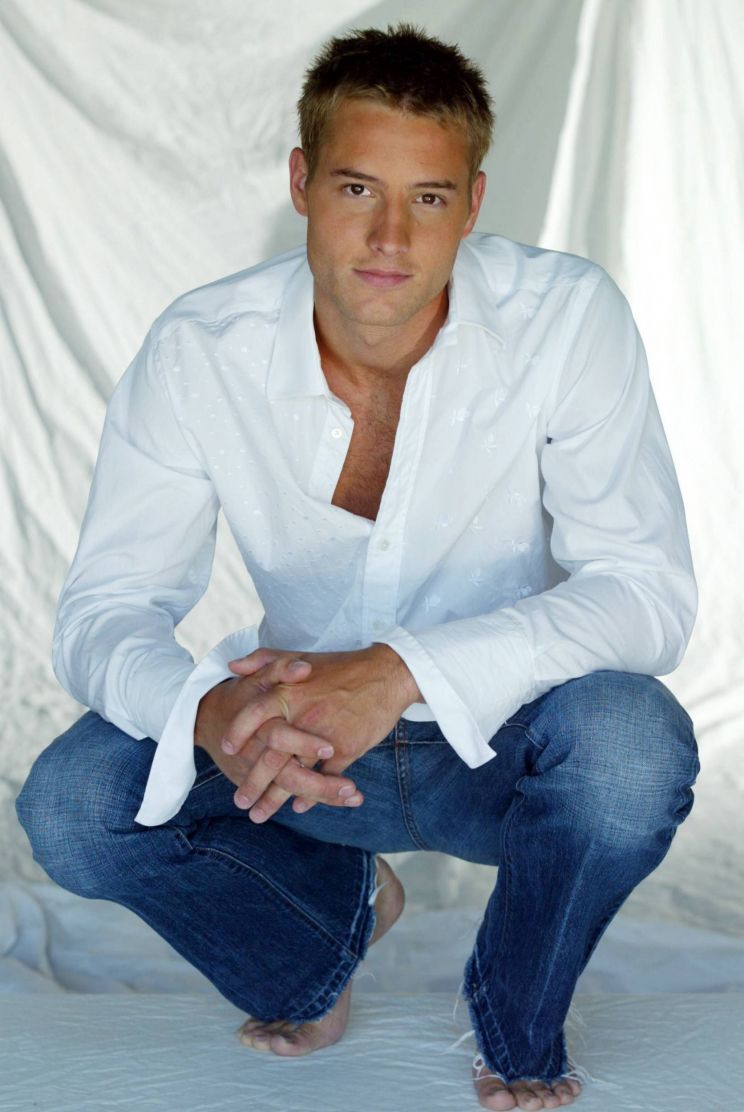 Pictures of Justin Hartley