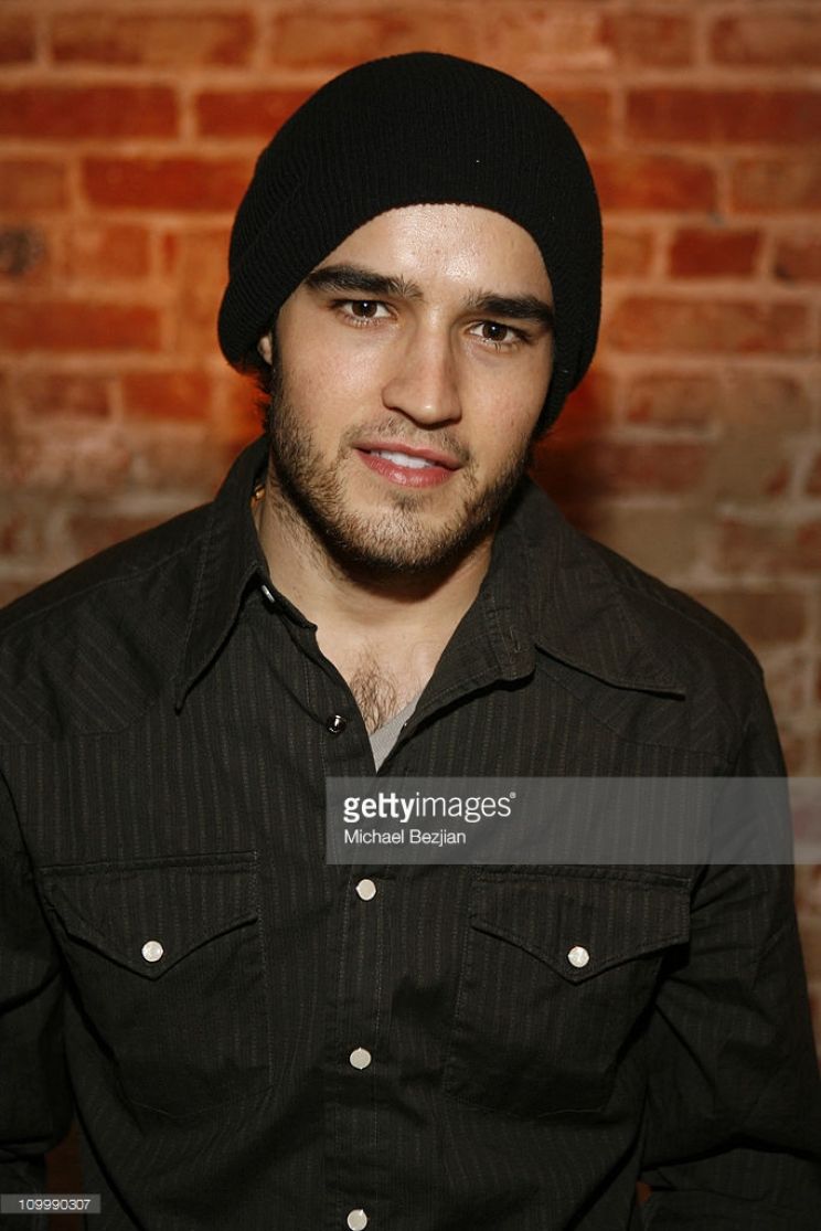 Justin Mentell