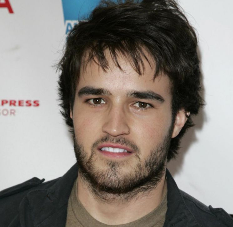 Justin Mentell