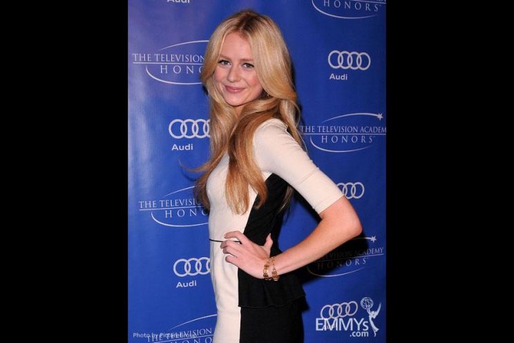Justine Lupe