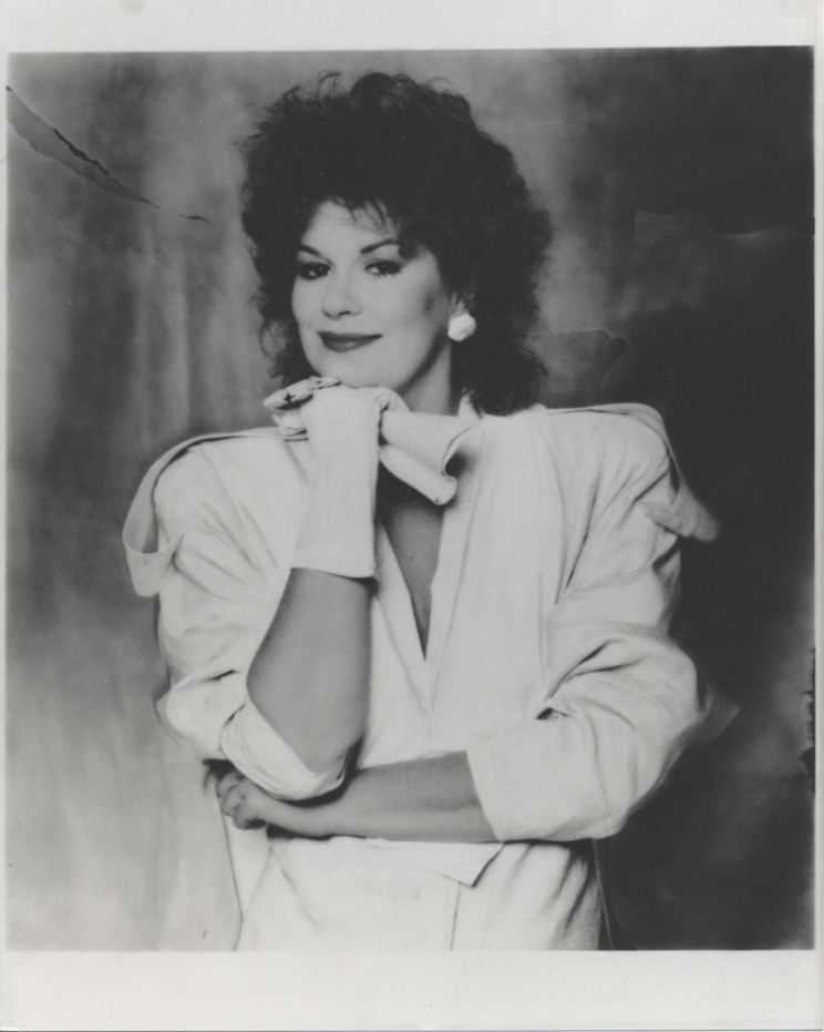 K.T. Oslin