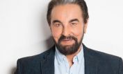 Kabir Bedi