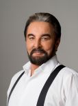 Kabir Bedi