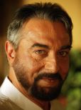 Kabir Bedi