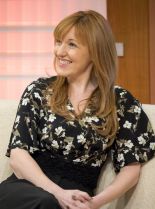 Kacey Ainsworth photo