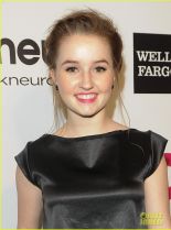 Kaitlyn Dever #91124 picture (Portrait Medium)