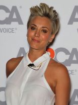 Kaley Cuoco photo