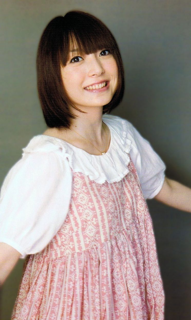 Kana Hanazawa