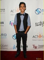 Karan Brar #372373 picture (Portrait Medium)