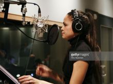 Karen Olivo