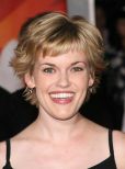 Kari Wahlgren