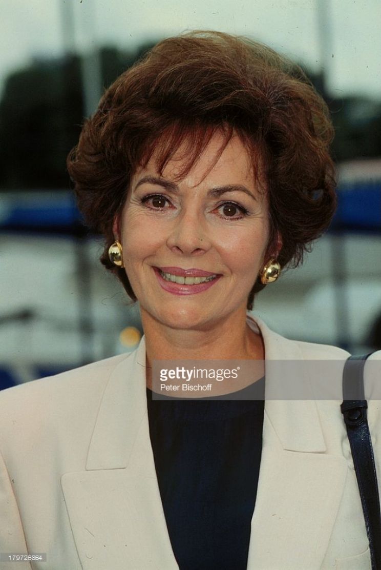 Karin Dor