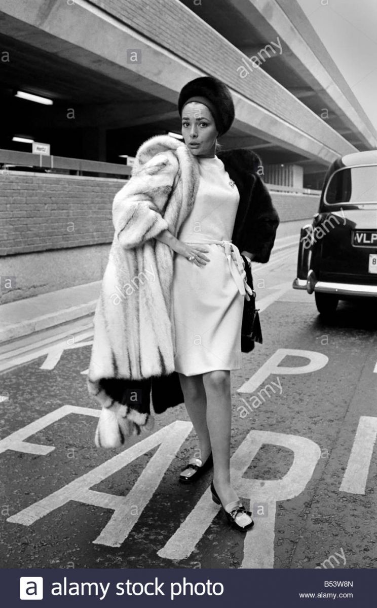Karin Dor