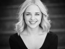 Karina Banno photo