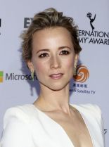 Karine Vanasse #422866 picture (Portrait Medium)