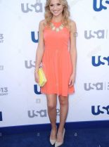 Karissa Lee Staples #1181276 picture (Portrait Medium)