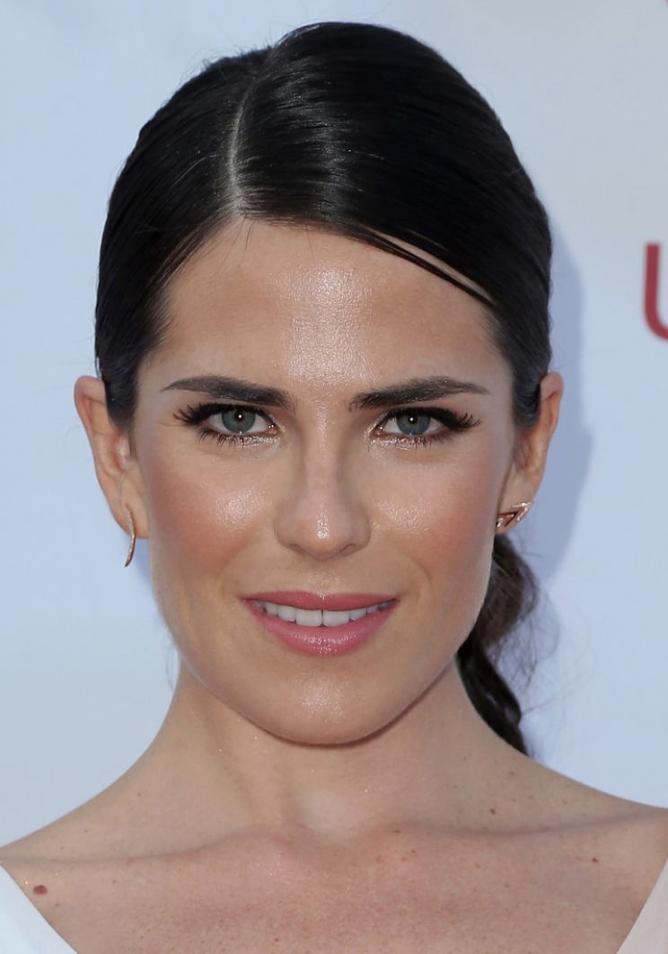 Karla Souza