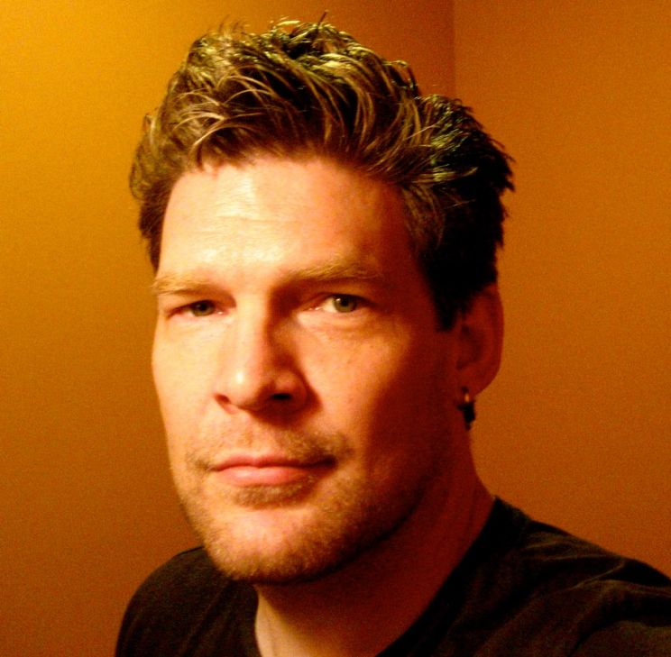 Karle Warren