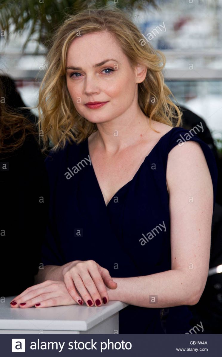 Karole Rocher