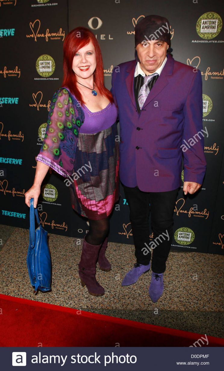 Kate Pierson