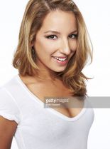 Kate Simses photo