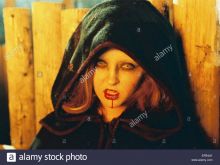 Katharine Isabelle