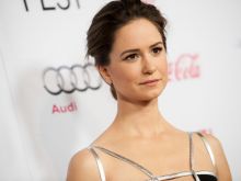 Katherine Waterston