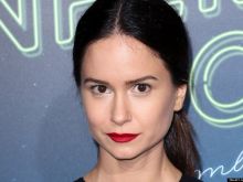 Katherine Waterston photo
