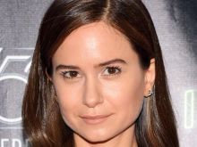 Katherine Waterston