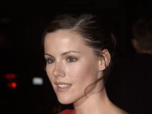 Kathleen Robertson