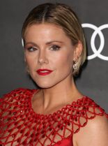 Kathleen Robertson