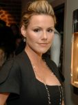 Kathleen Robertson