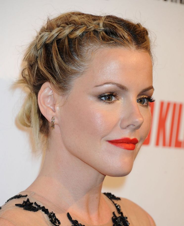 Kathleen Robertson