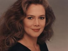 Kathleen Turner