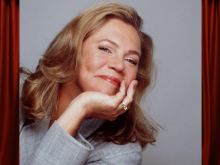 Kathleen Turner