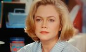 Kathleen Turner